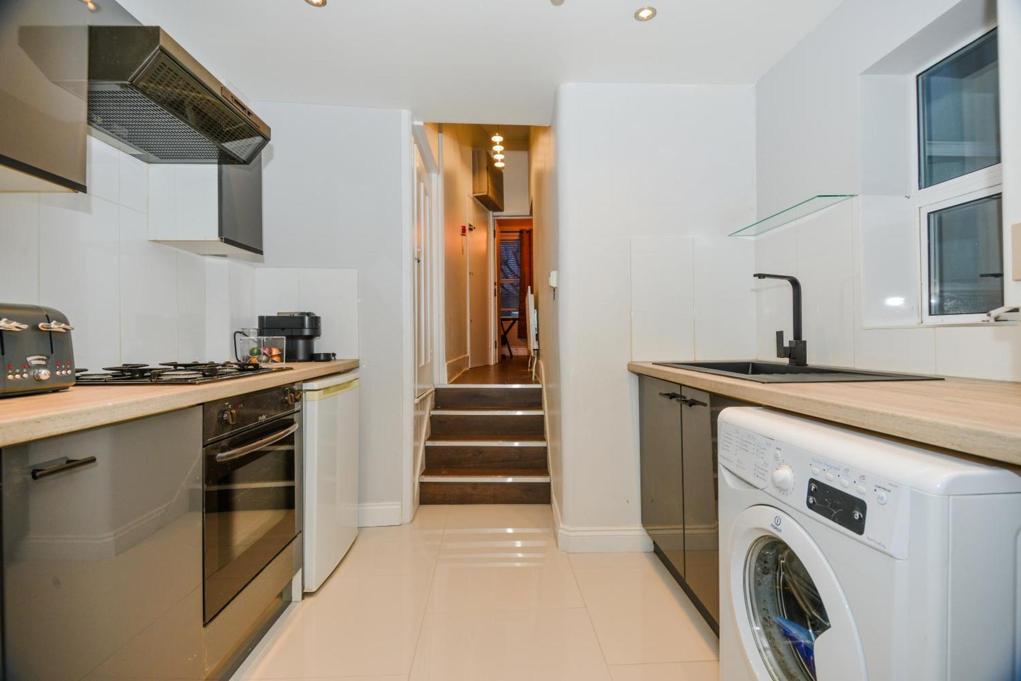 Cosy 1 Bedroom Home For Small Families Londres Exterior foto